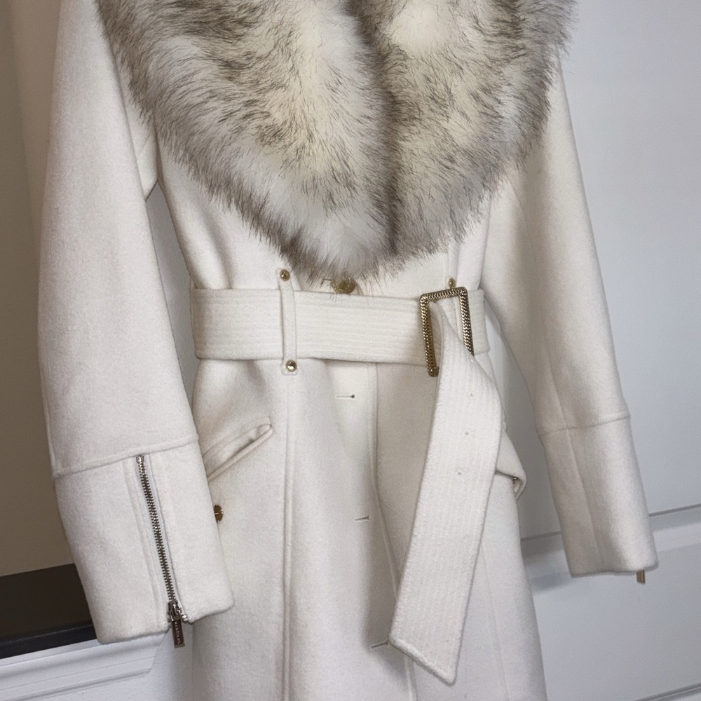 Elegant White Fur-Trimmed Marciano Coat
